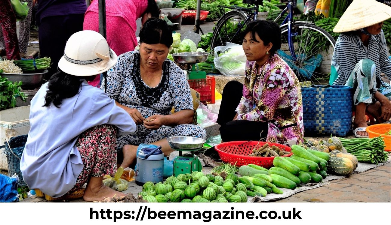 Chinatown Hawker Leftovers Consumption